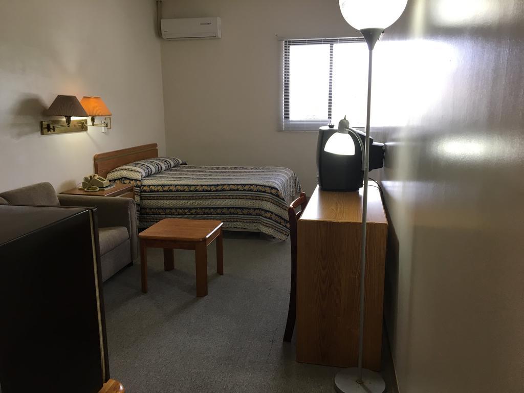 Tamuning Plaza Hotel Dış mekan fotoğraf