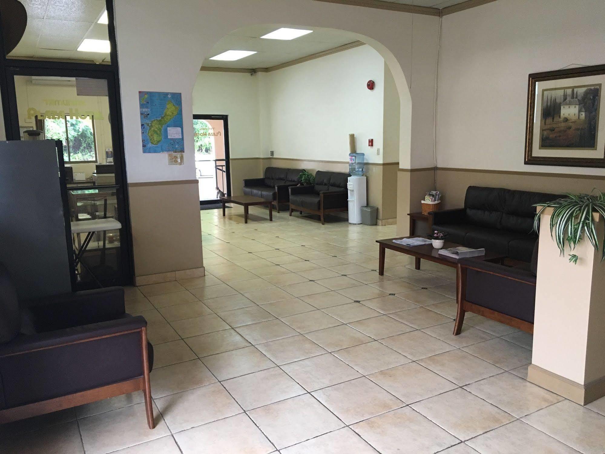 Tamuning Plaza Hotel Dış mekan fotoğraf