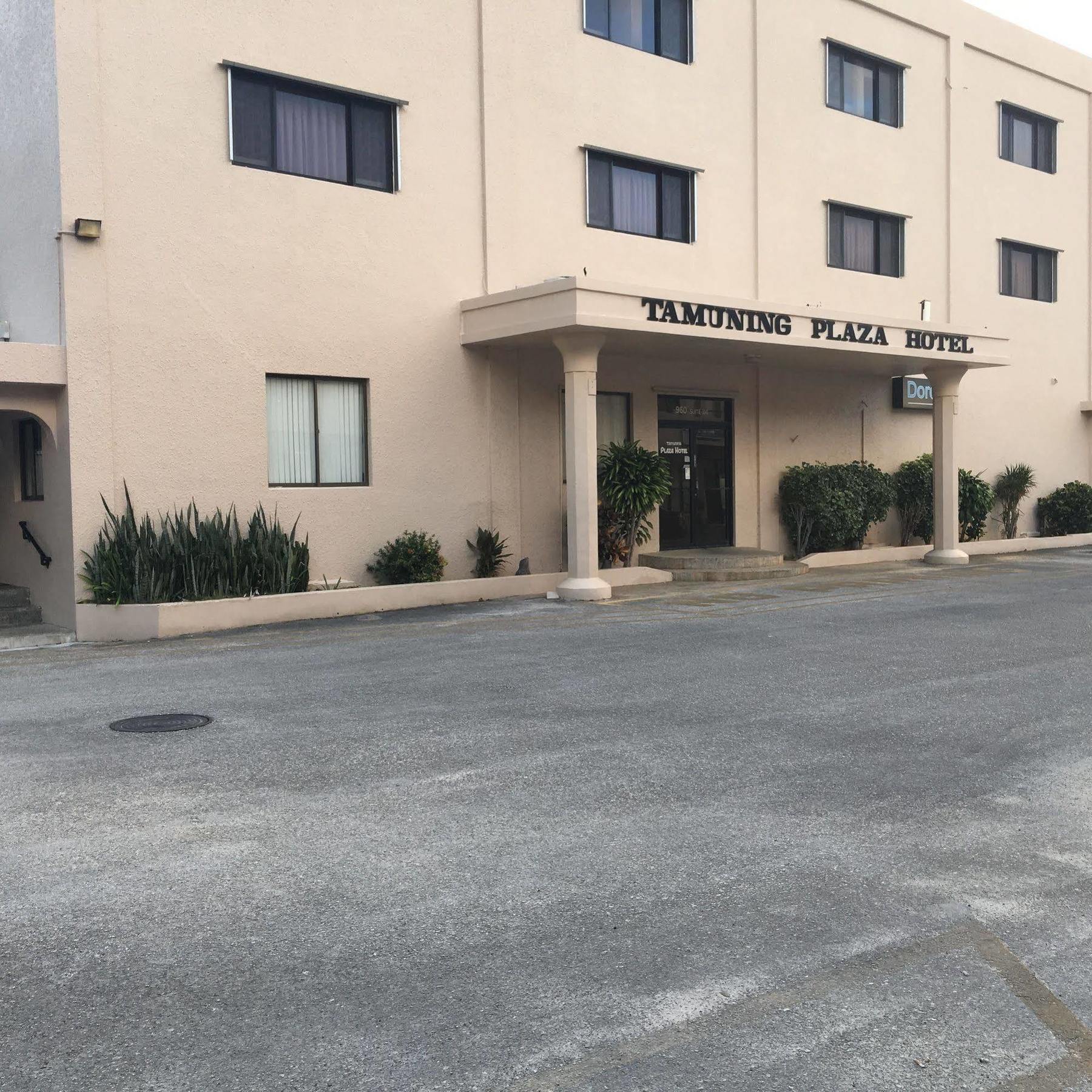 Tamuning Plaza Hotel Dış mekan fotoğraf