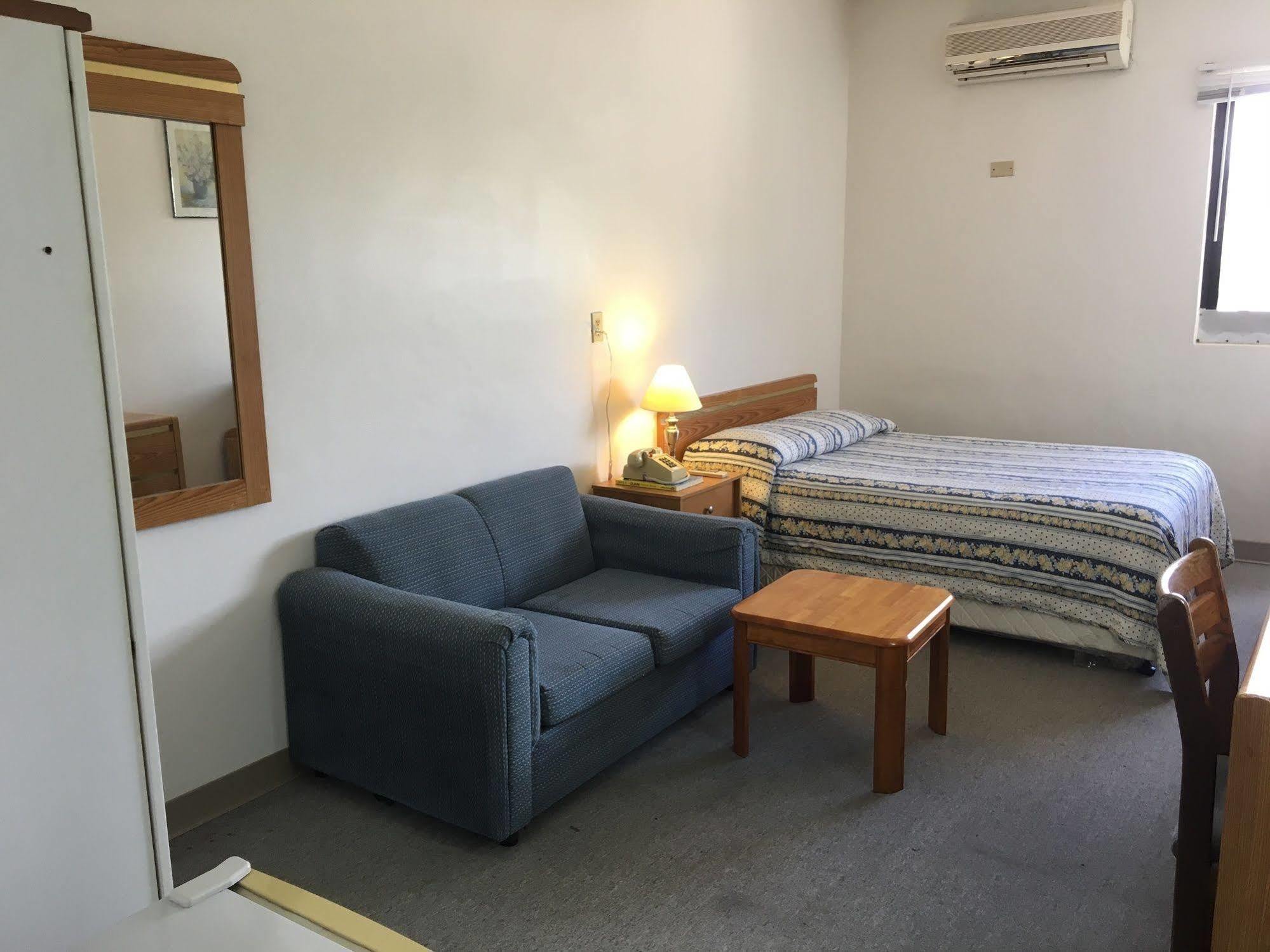 Tamuning Plaza Hotel Dış mekan fotoğraf