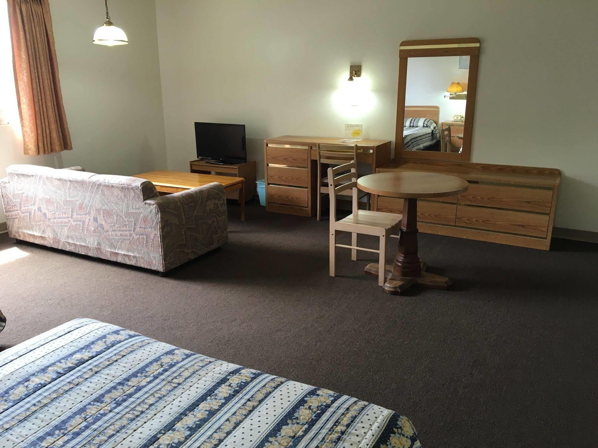 Tamuning Plaza Hotel Dış mekan fotoğraf
